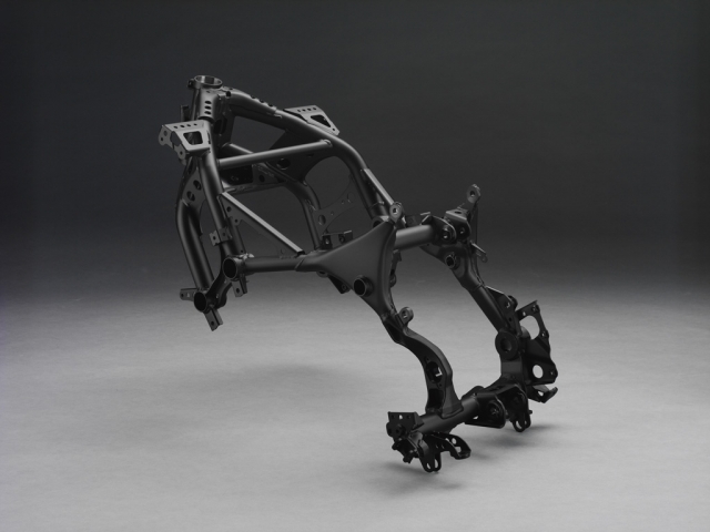 Стальная рама Yamaha Super Tenere